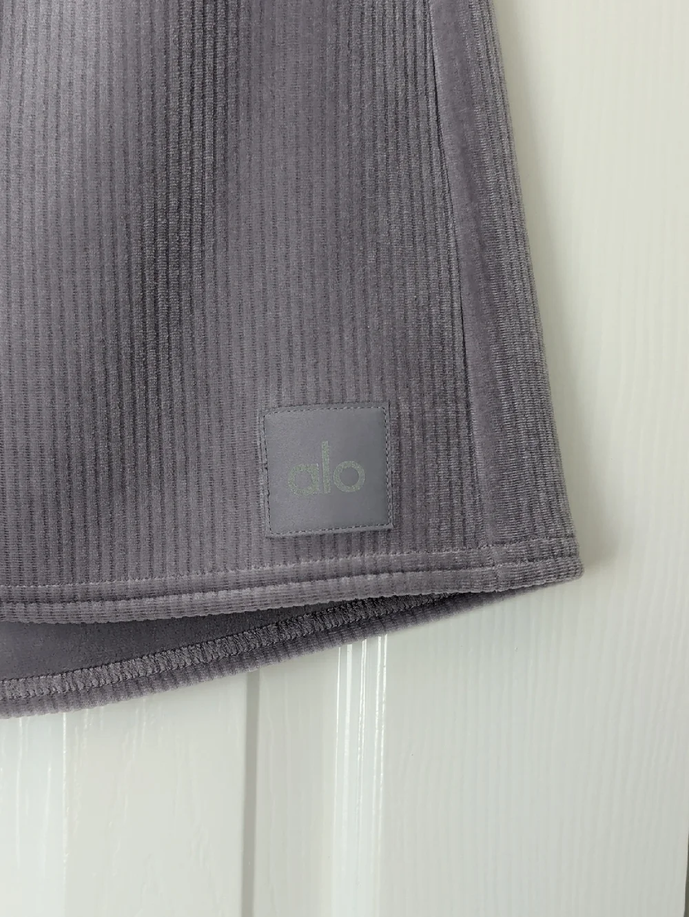 Alo Yoga Ribbed Velour Baller Mini Skirt